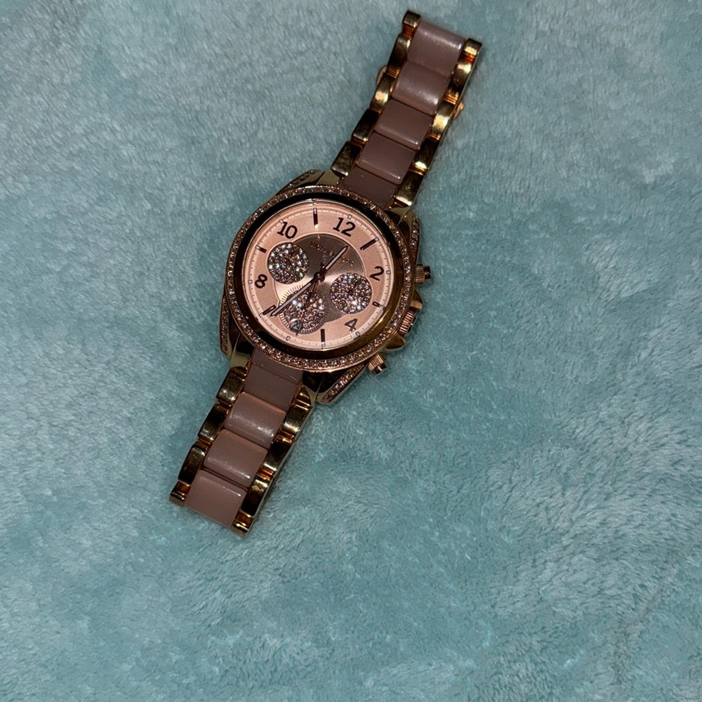 Women’s MK watch